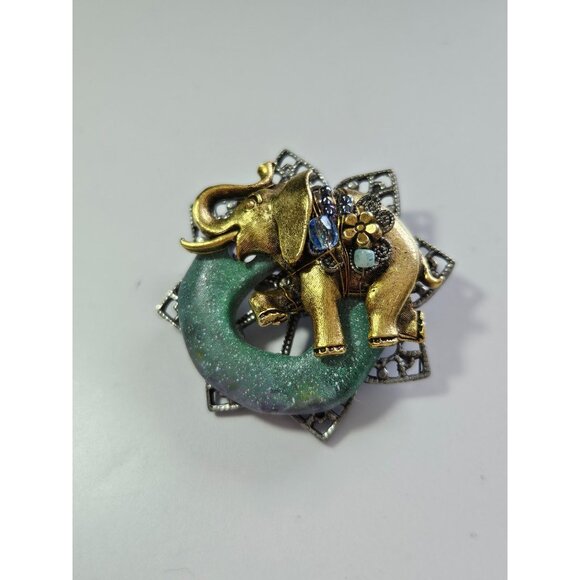 **Final Sale** Cara Stimmel Ltd elephant brooch - Picture 10 of 10